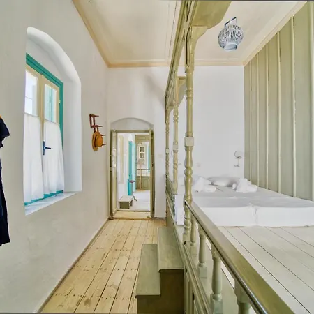 Petridi House *