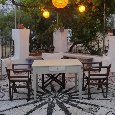 Petridi House 度假居 锡米