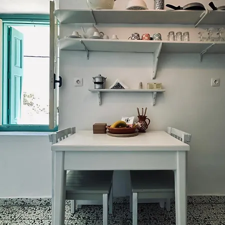 Petridi House 別荘 シミ