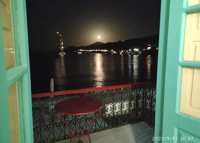 Petridi House * سيمي