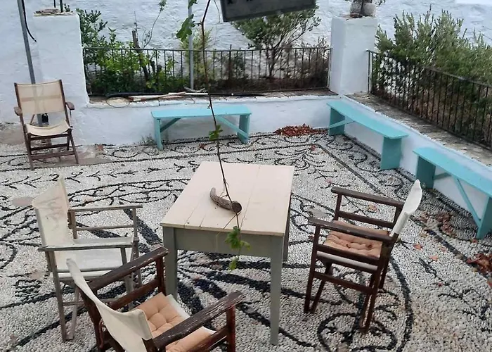 Petridi House * سيمي